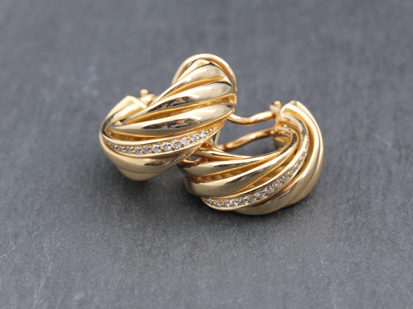 WEMPE by KIM Helioro OHRSTECKER mit 28 BRILLANTEN | 0,20ct. tw/si | 750 Roségold