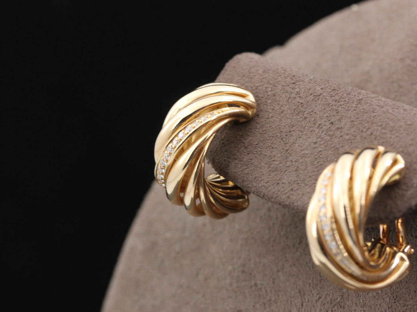 WEMPE by KIM Helioro OHRSTECKER mit 28 BRILLANTEN | 0,20ct. tw/si | 750 Roségold