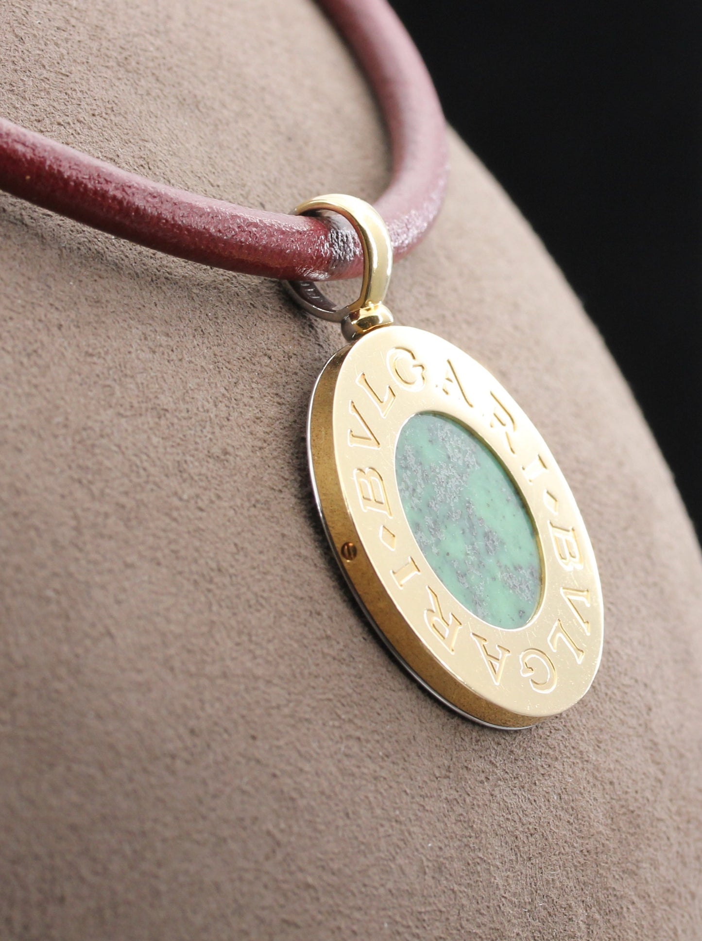 BVLGARI BULGARI Designer ANHÄNGER mit ONYX & NEPHRIT | 750 Gold & Edelstahl