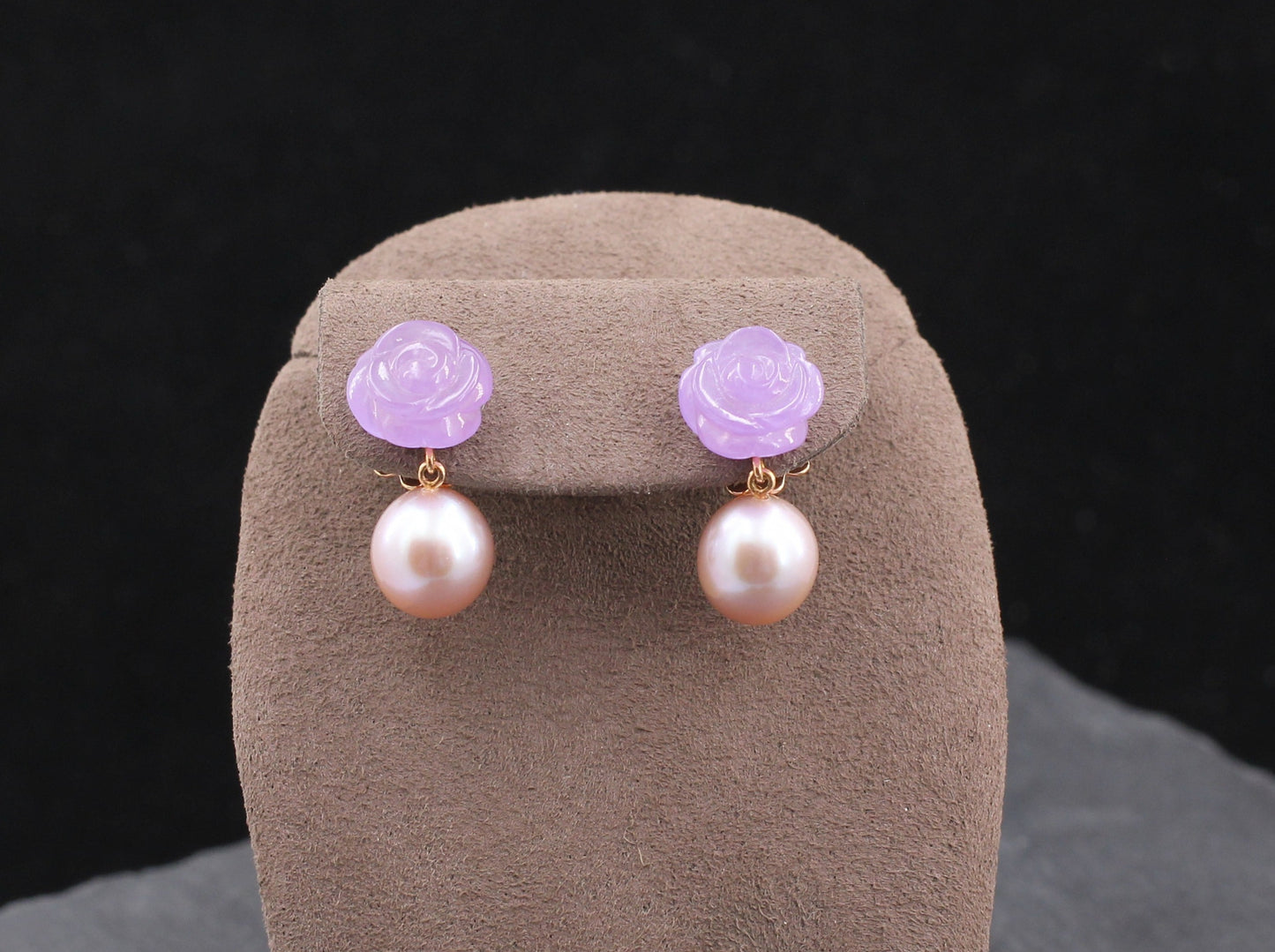 MIMI Designer OHRSTECKER mit LAVENDELJADE & PERLE | 750er Roségold