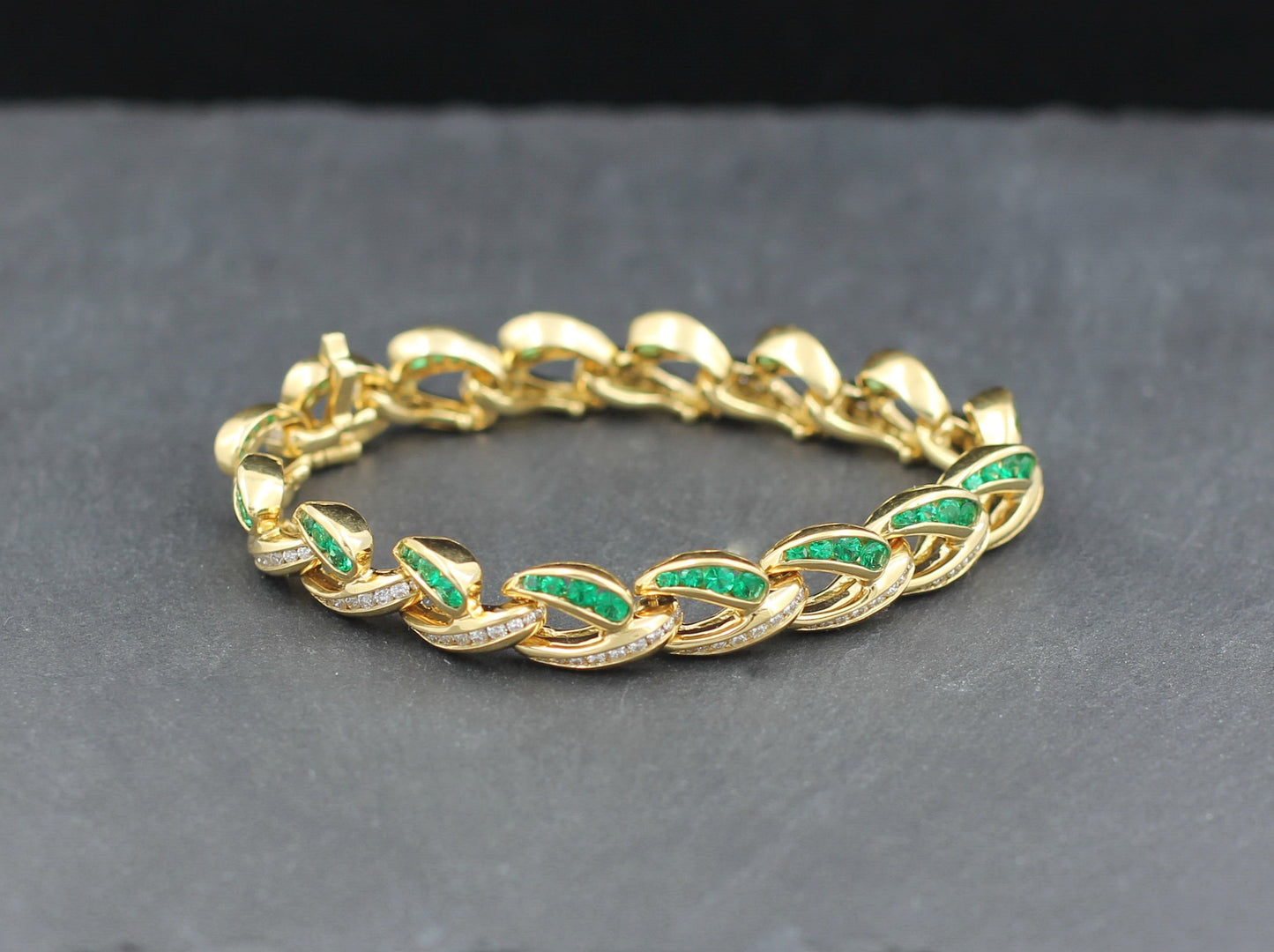 CHARLES KRYPELL Designer ARMBAND | 6,7ct. DIAMANTEN & SMARAGDE | 750er Gold