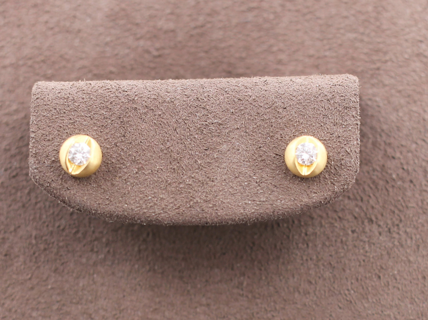 HANS D. KRIEGER Designer OHRSTECKER mit BRILLANT | Solitär | 0,16ct | 750er Gold