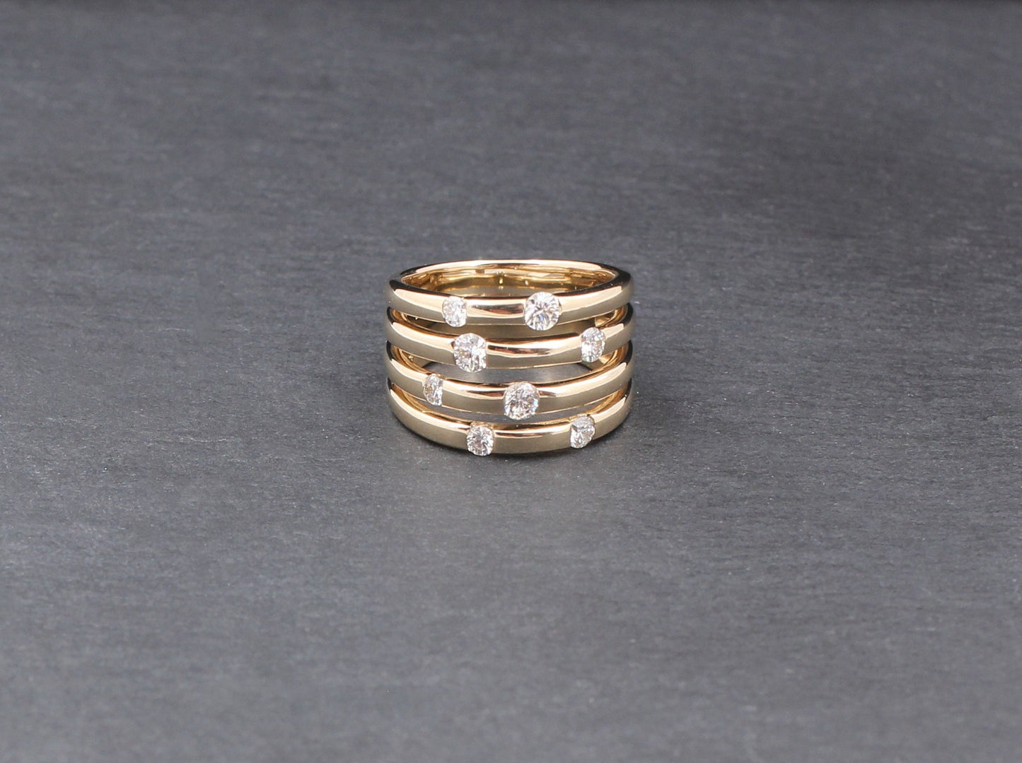 CHRIST exklusiver Designer RING mit 8 BRILLANTEN | ca. 0,70ct. | 585er Gelbgold
