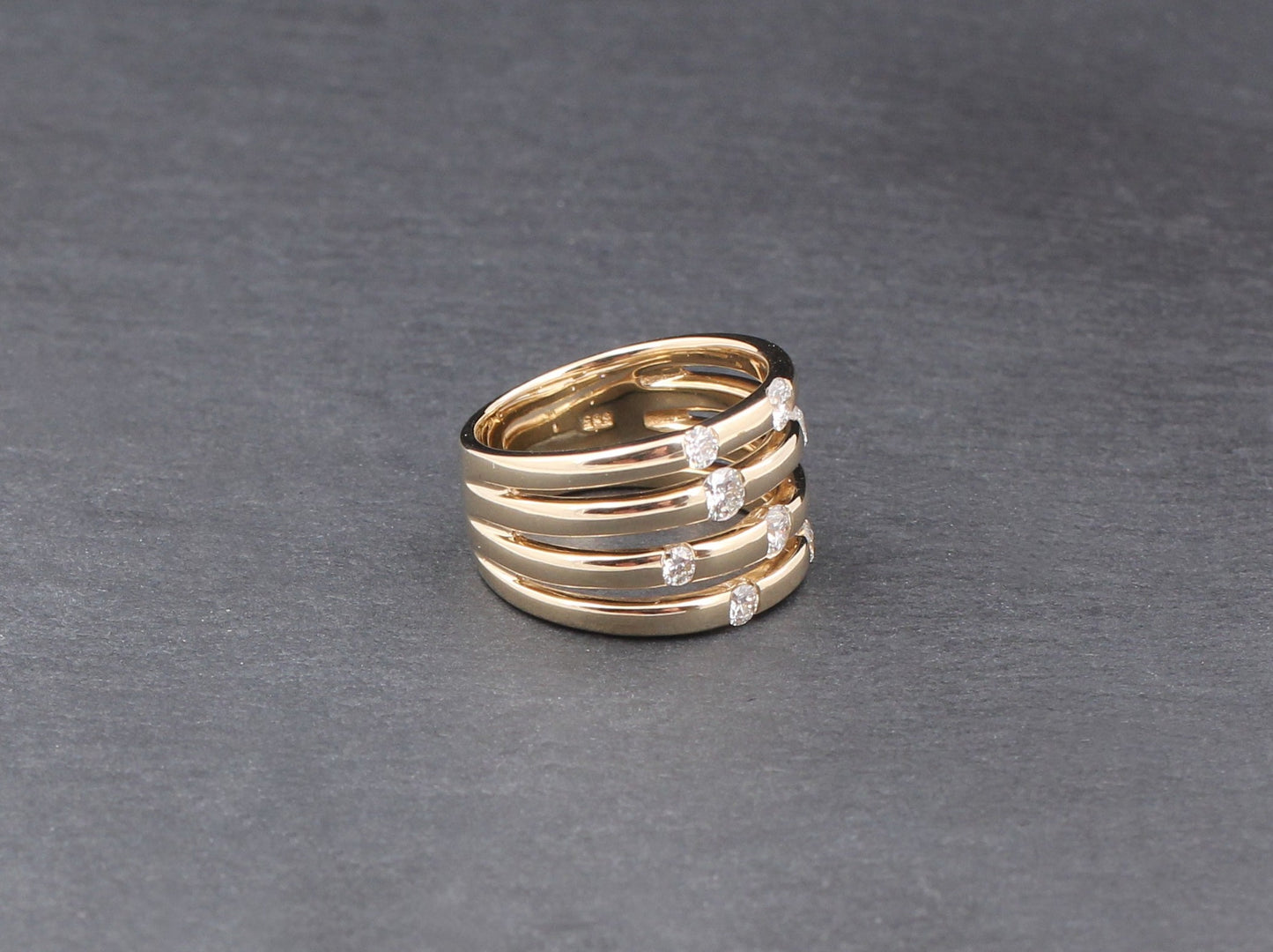 CHRIST exklusiver Designer RING mit 8 BRILLANTEN | ca. 0,70ct. | 585er Gelbgold