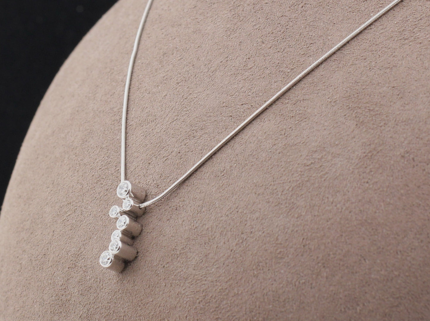 GEORG JENSEN Cascade - Designer COLLIER mit 0,70ct. BRILLANTEN | 750 Weißgold