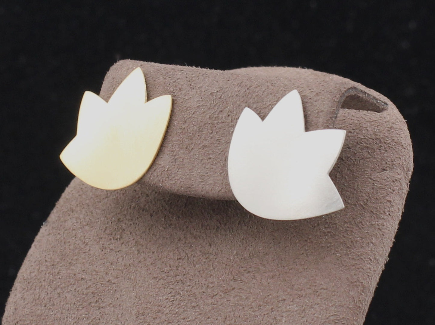 Designer OHRSTECKER | 950 Platin & 750 Gold, mattiert | GOLDSCHMIEDEARBEIT