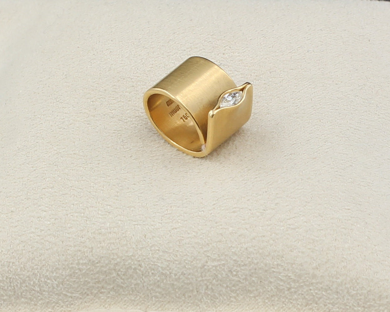 NORBERT MUERRLE Designer ANHÄNGER " Kobra " mit 0,20ct. DIAMANT | 750 Gelbgold