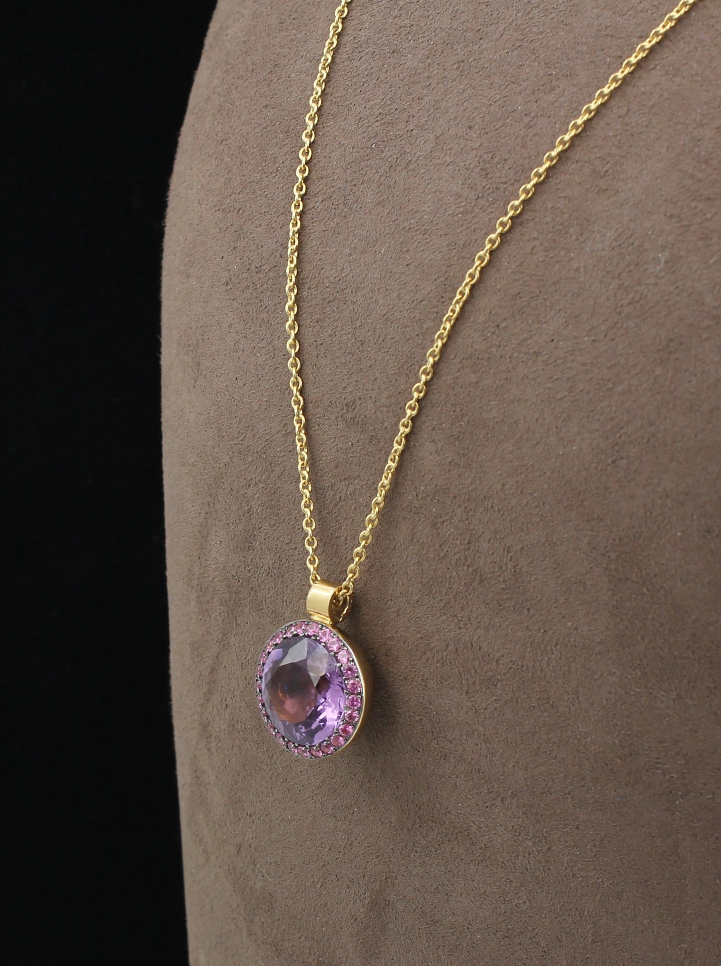 Wunderschöner ANHÄNGER mit AMETHYST & TURMALIN + Kette | GOLDSCHMIEDEARBEIT | 750er Gold