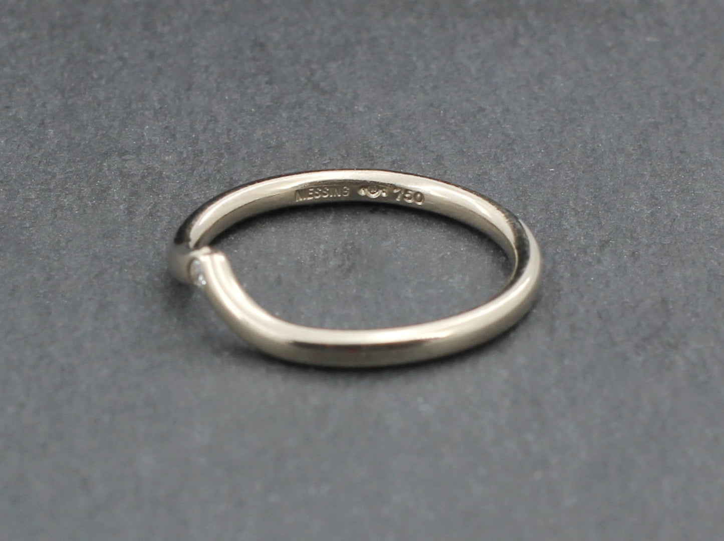 NIESSING Designer RING mit BRILLANT | " Gestaucht " | 750er Weißgold