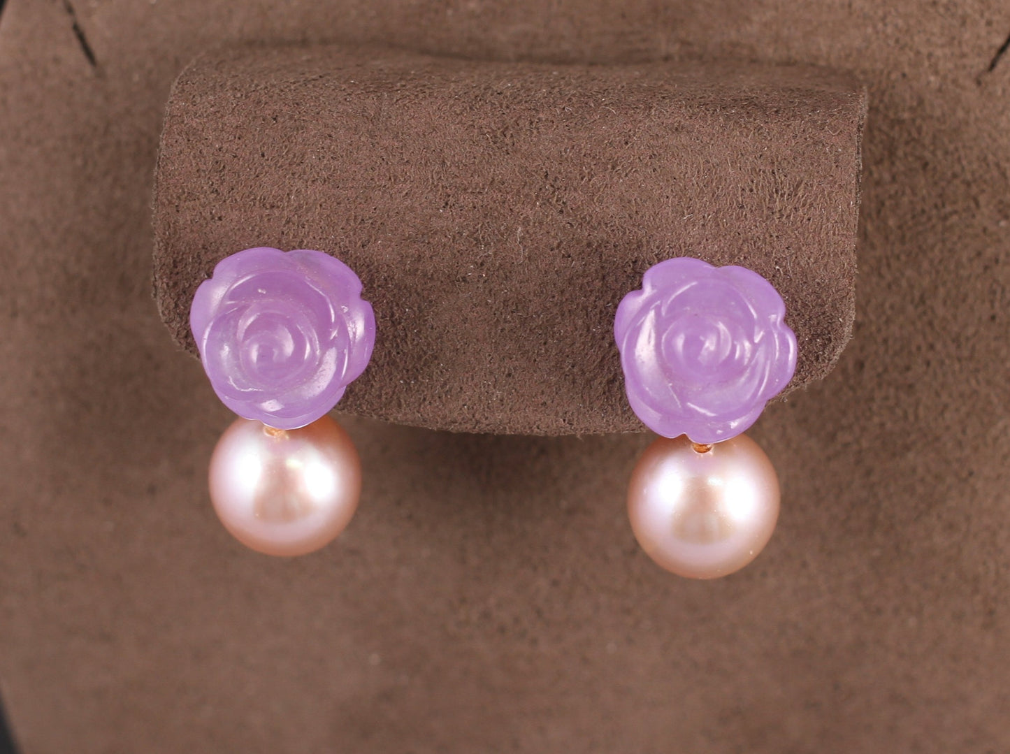 MIMI Designer OHRSTECKER mit LAVENDELJADE & PERLE | 750er Roségold