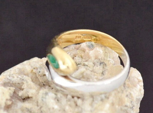 Exklusiver RING mit DIAMANT und SMARAGD | 750er Gold