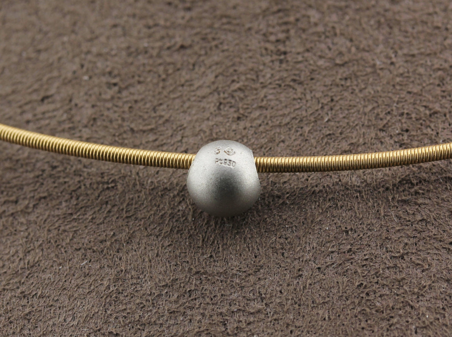 BUNZ Moderner HALSREIF + BRILLANTKUGEL | 1,3mm / 38cm | 750 Gold + 950 Platin