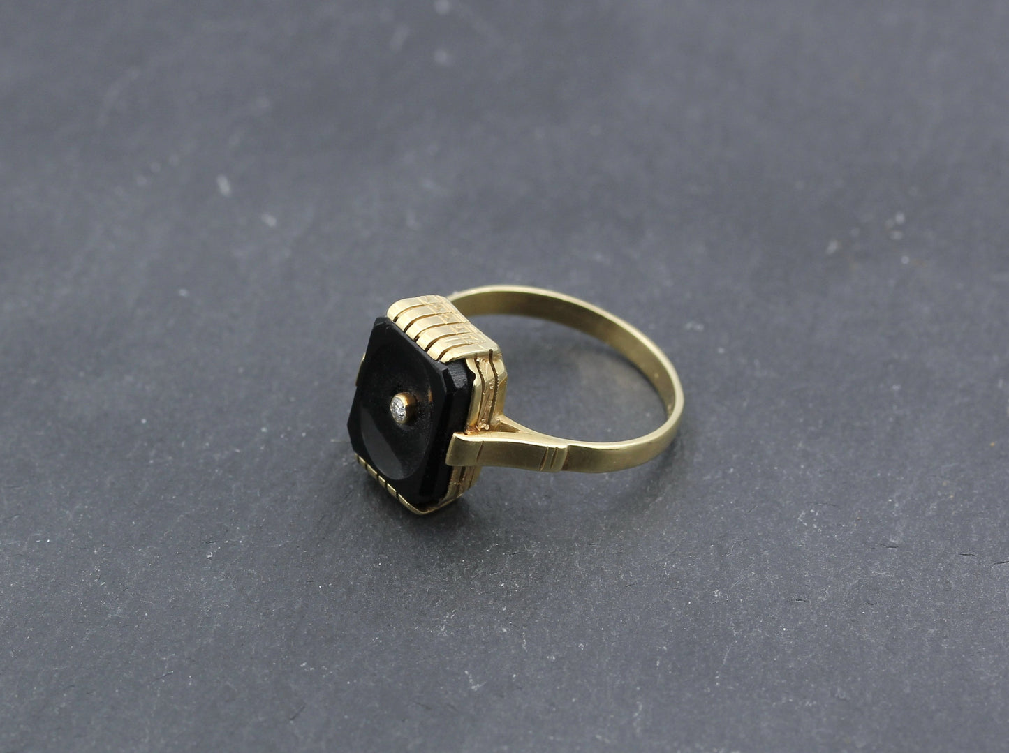 Wunderschöner vintage RING mit ONYX & DIAMANT | 585er Gold