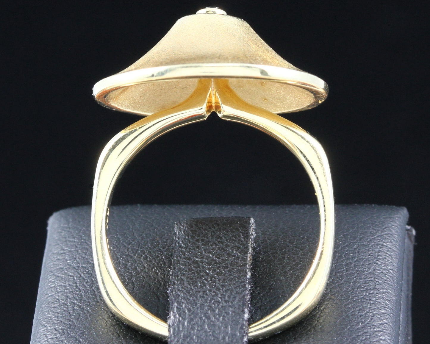 Designer RING mit einem BRILLANTEN | vintage | 585er Gold