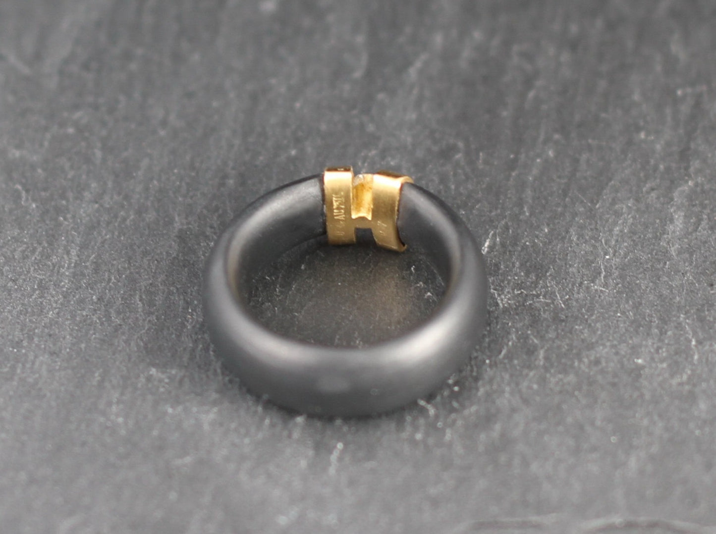 BUNZ Designer RING mit BRILLANT | 0,15ct. | 750er Gelbgold & Kautschuk