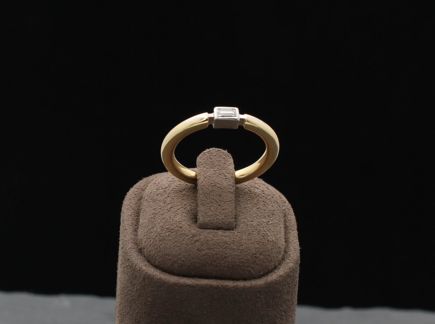 Moderner Designer RING mit DIAMANT | Baguetteschliff | 950er Platin & 750er Gold