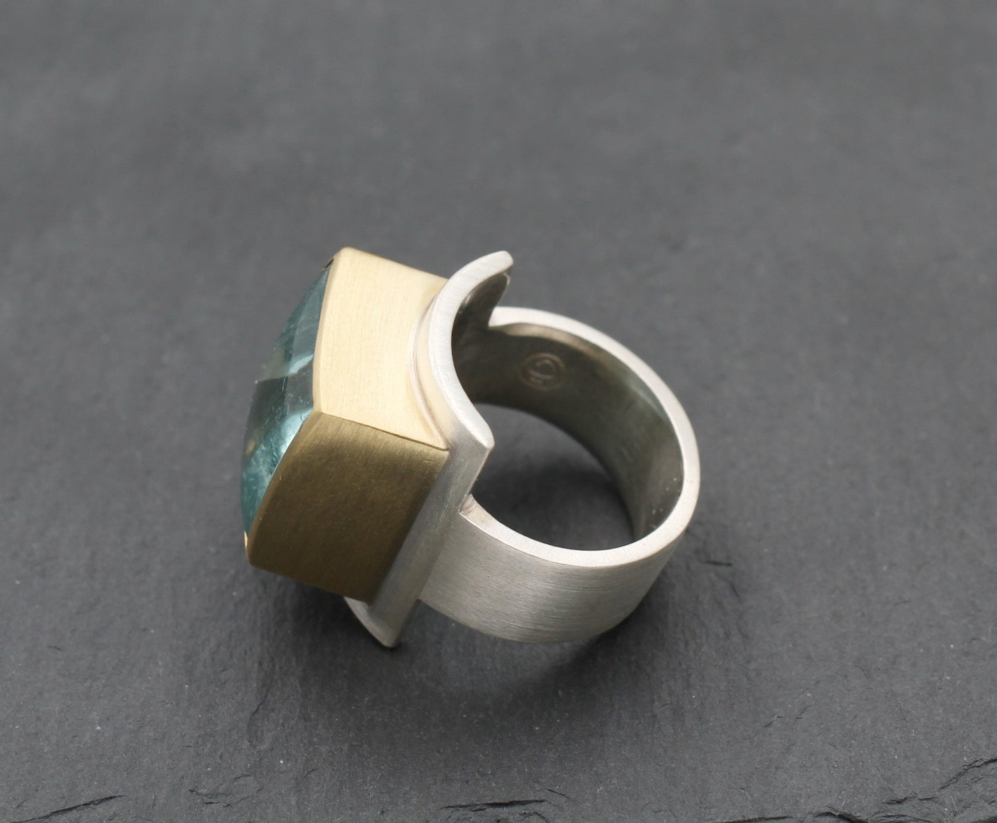 Ausgefallender RING mit BLAUTOPAS | 925 Silber & 750 Gold | GOLDSCHMIEDEARBEIT