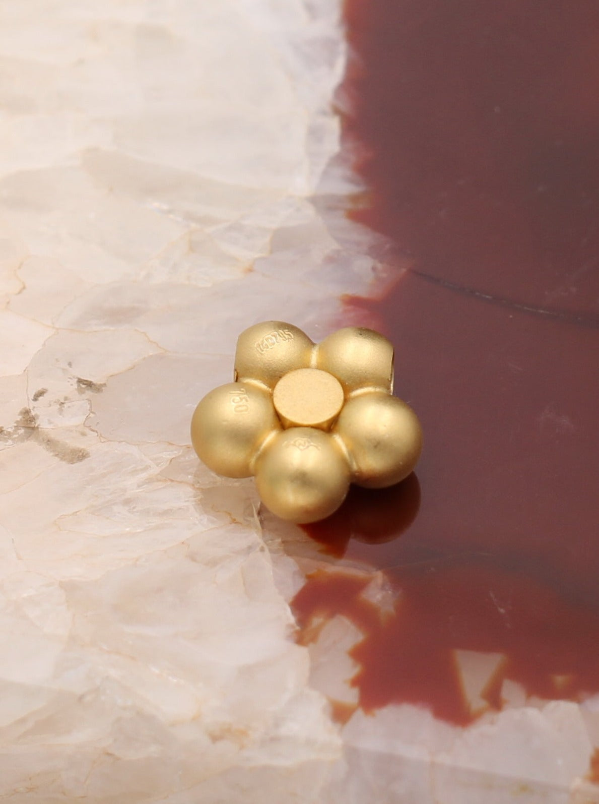 NIESSING Designer ANHÄNGER "BLUME" mit Diamant | 750er Gelbgold