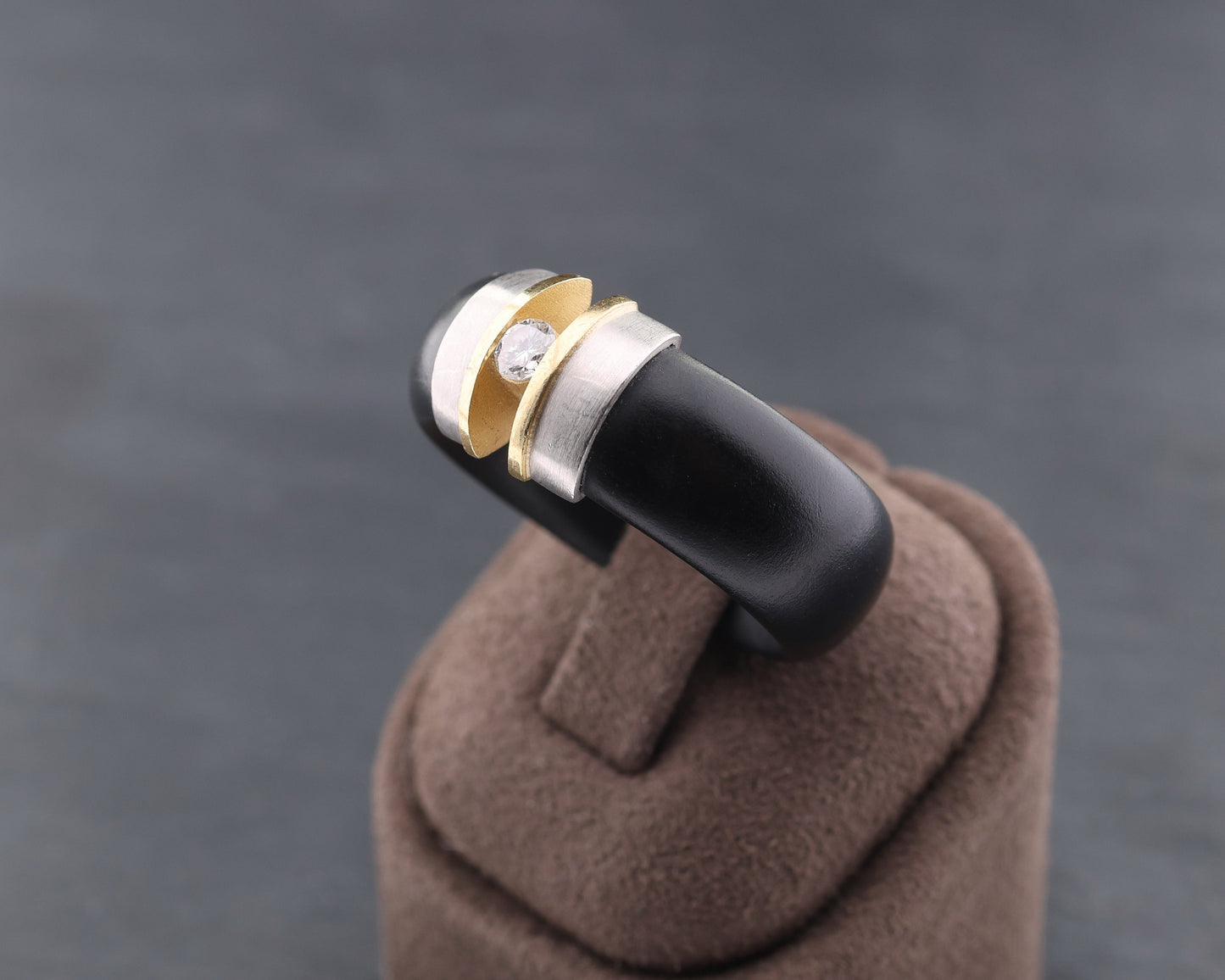 BUNZ Designer RING mit BRILLANT | Kautschuk | 750 Gold & 950 Platin