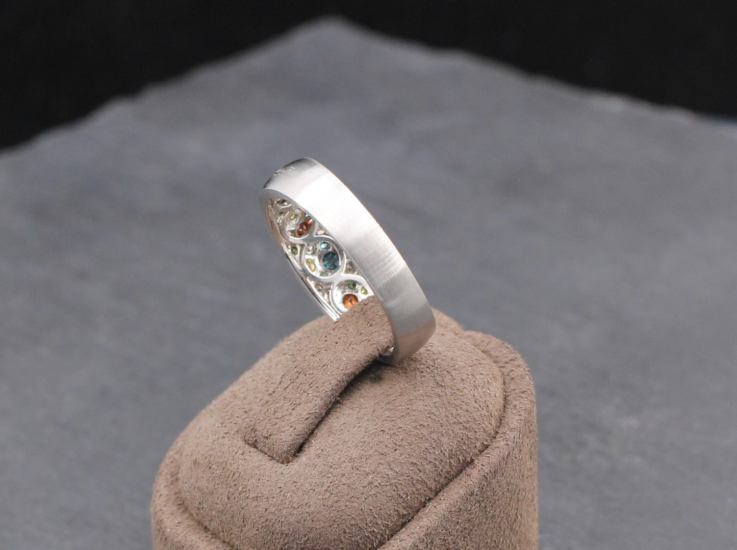 Moderner DESIGNER RING mit farbigen BRILLANTEN | 950er Platin