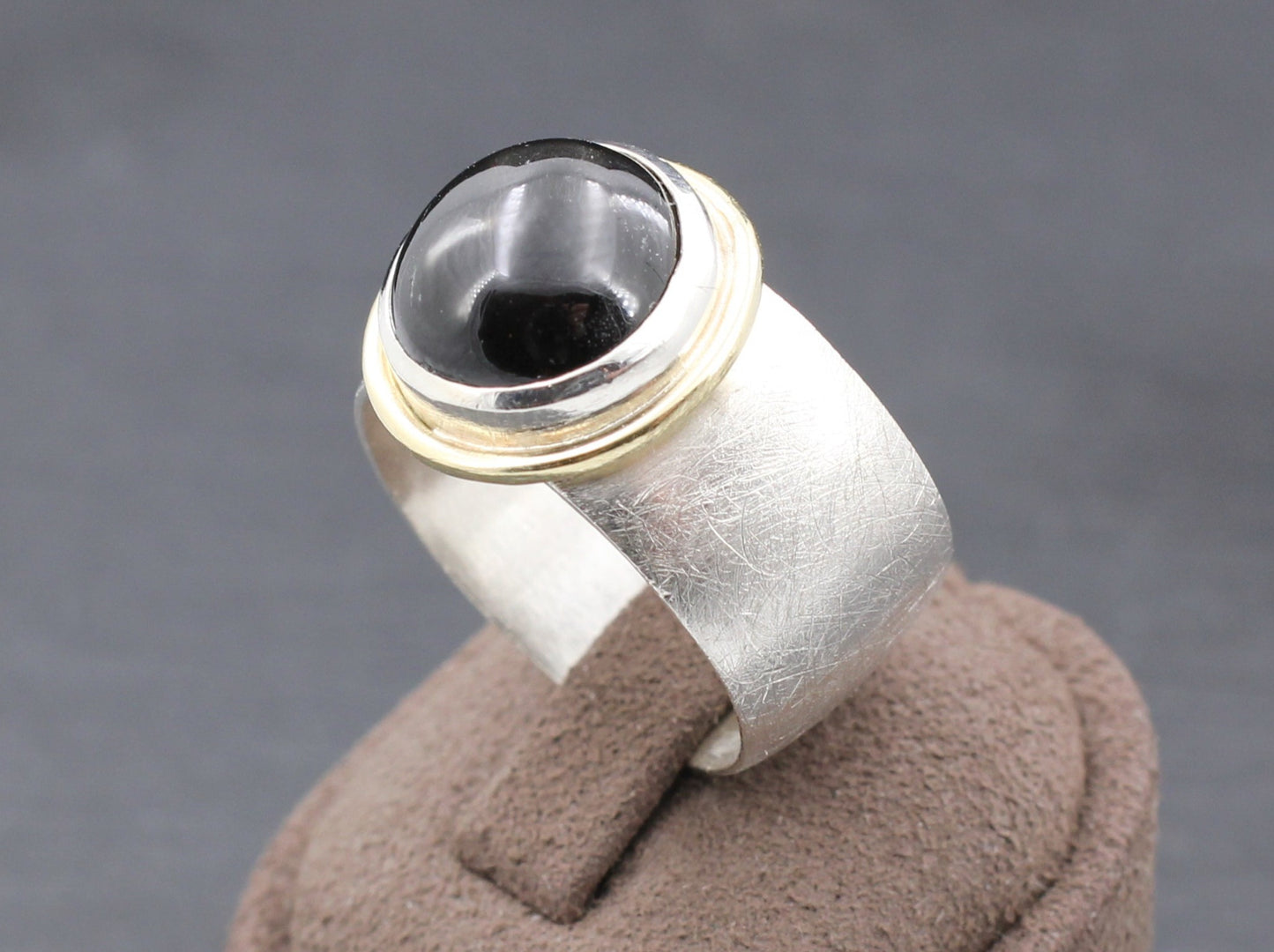 Ausgefallender RING mit ONYX | 925 Silber & Gold | GOLDSCHMIEDEARBEIT