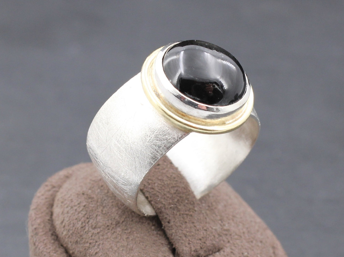 Ausgefallender RING mit ONYX | 925 Silber & Gold | GOLDSCHMIEDEARBEIT