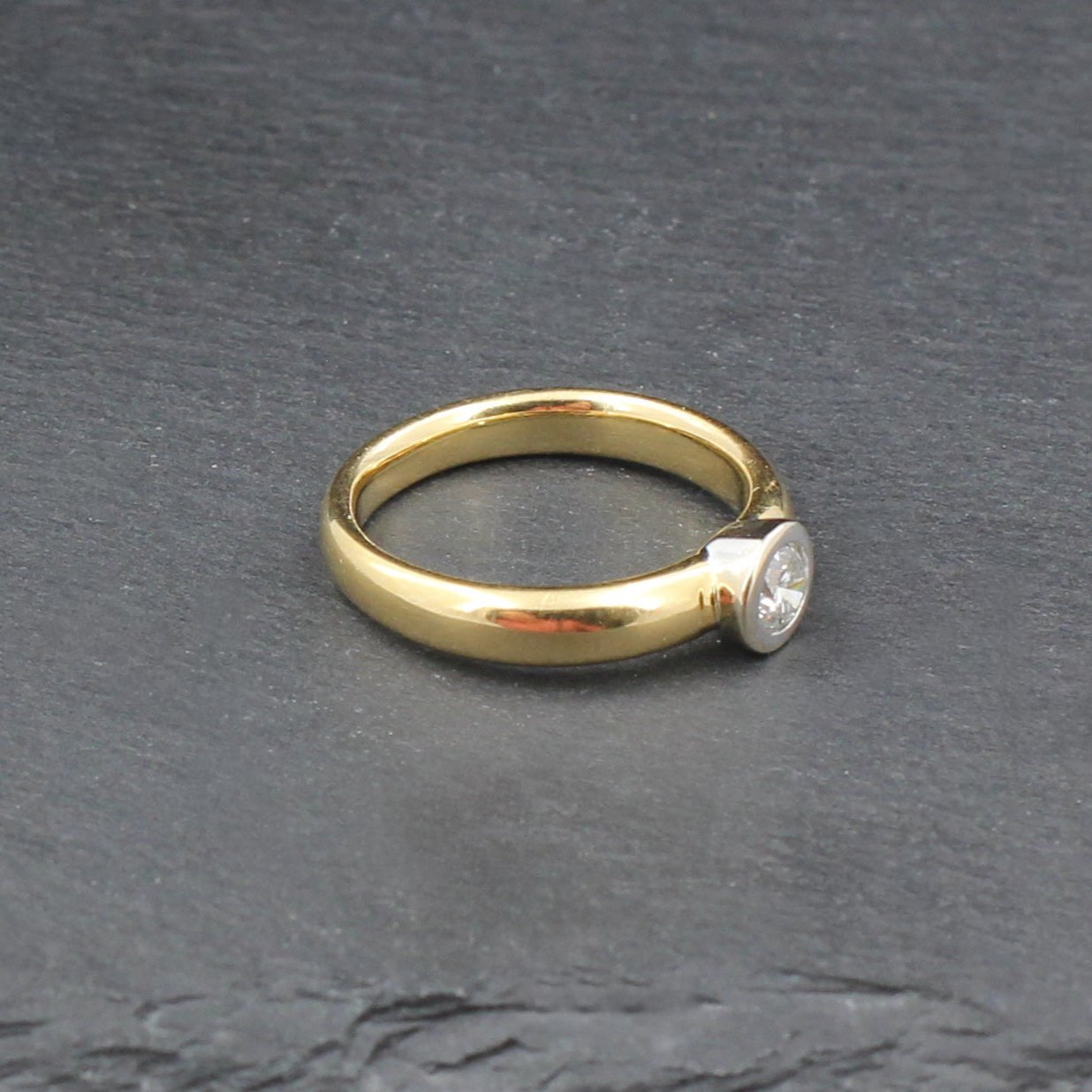 Klassischer RING mit DIAMANT Solitär | 0,40ct. | 750er Gelb- & Weißgold