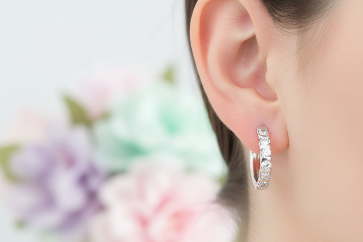 WILLER Designer CREOLEN / OHRSTECKER mit 14 BRILLANTEN | 750 Weißgold