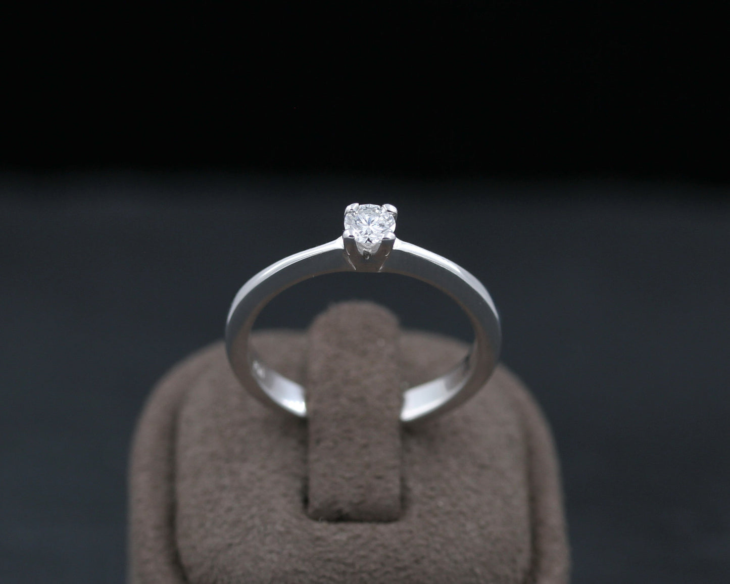 Klassischer RING mit DIAMANT Solitär | 0,22ct. | 750 Weißgold