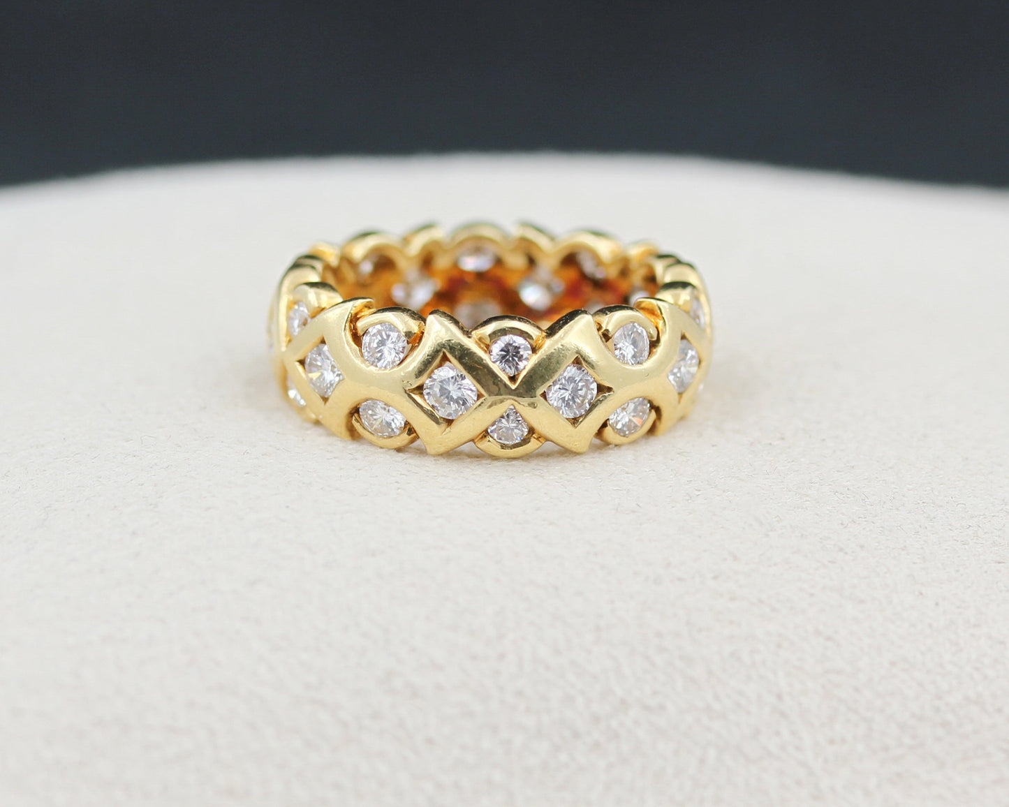 Wunderschöner RING mit 30 BRILLANTEN | 1,50ct. | Goldschmiedearbeit | 750 Gold