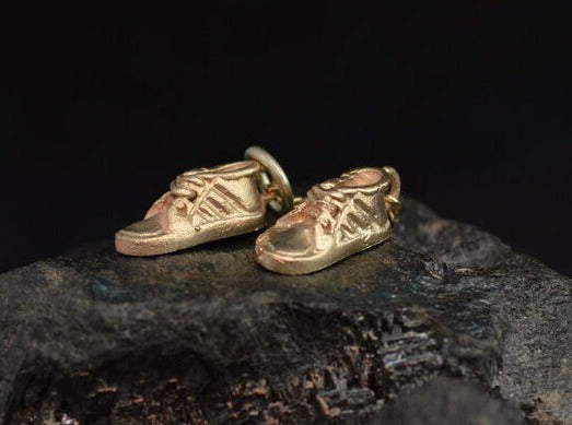 Niedlicher ANHÄNGER | Babyschuhe | 585er Gelbgold