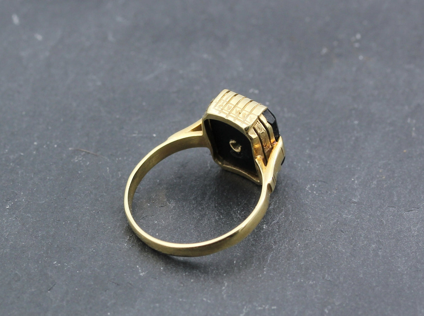Wunderschöner vintage RING mit ONYX & DIAMANT | 585er Gold