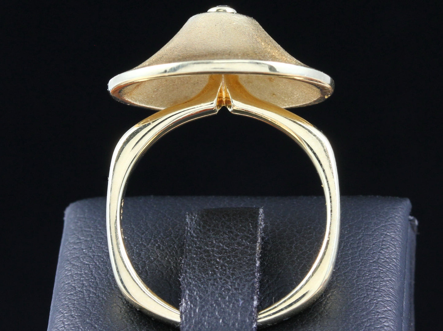 Designer RING mit einem BRILLANTEN | vintage | 585er Gold