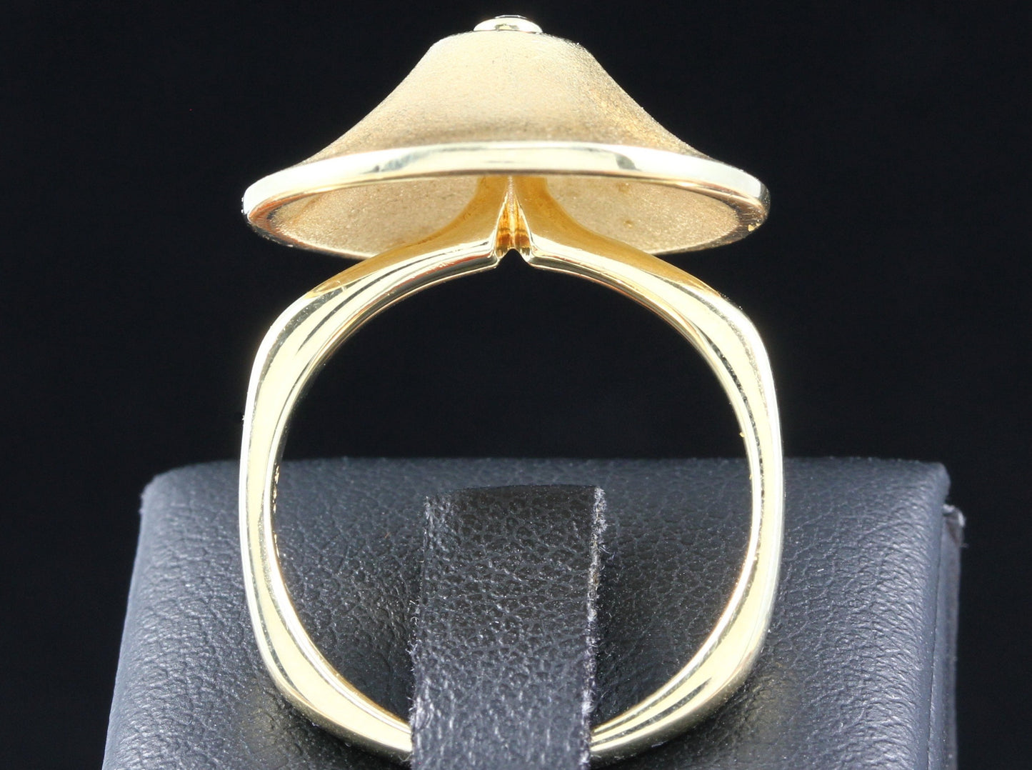 Designer RING mit einem BRILLANTEN | vintage | 585er Gold